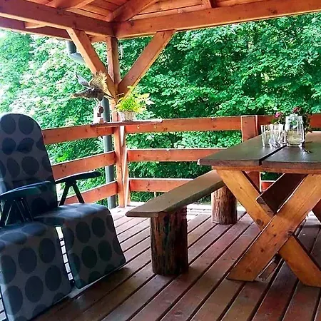 ロッジ Bacowka Na Lesnej Polwies