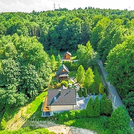 ロッジ Bacowka Na Lesnej Polwies